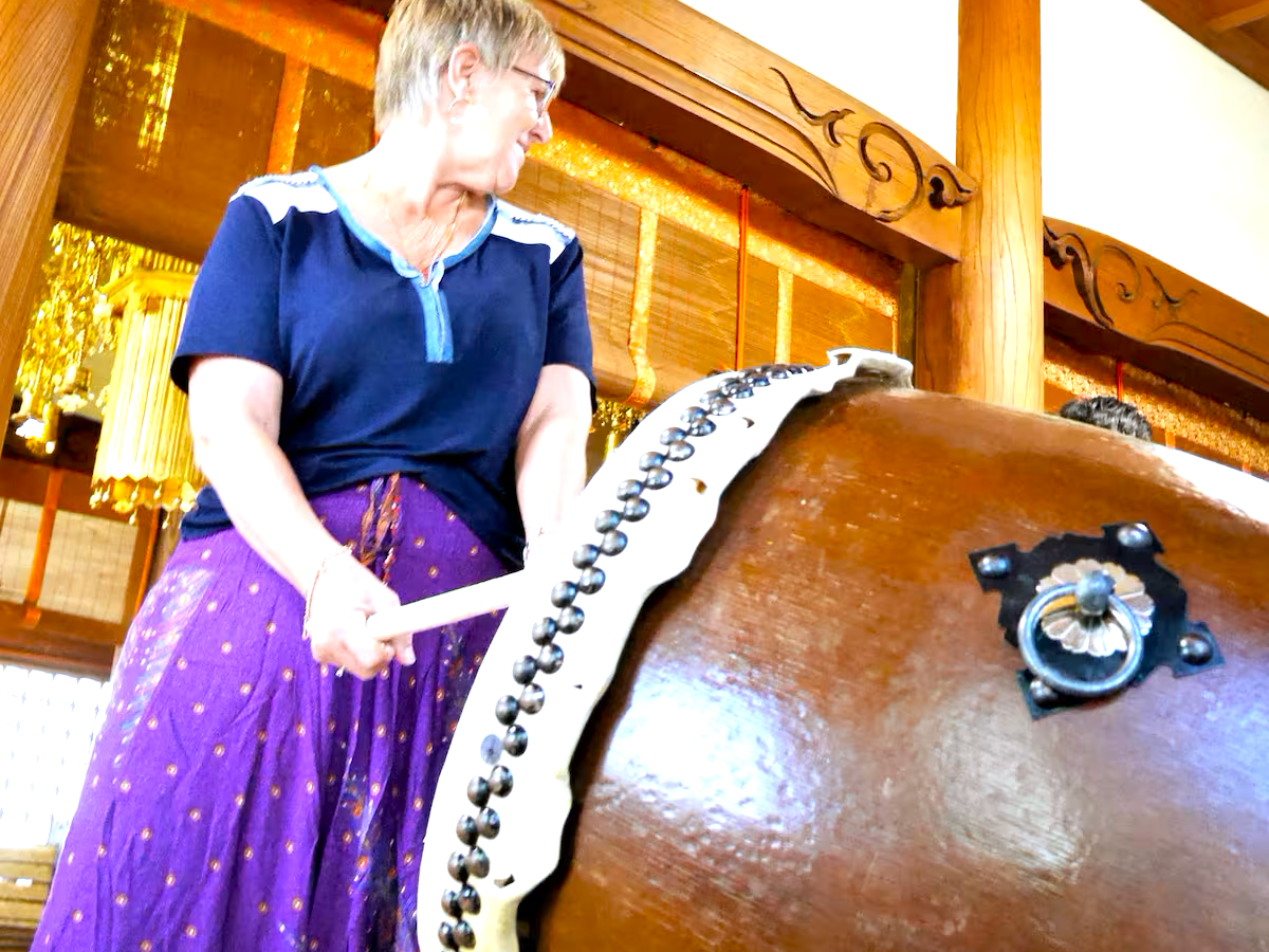 Japanese Drum(Wa-Taiko) Experience at Historic Temple in Tokyo