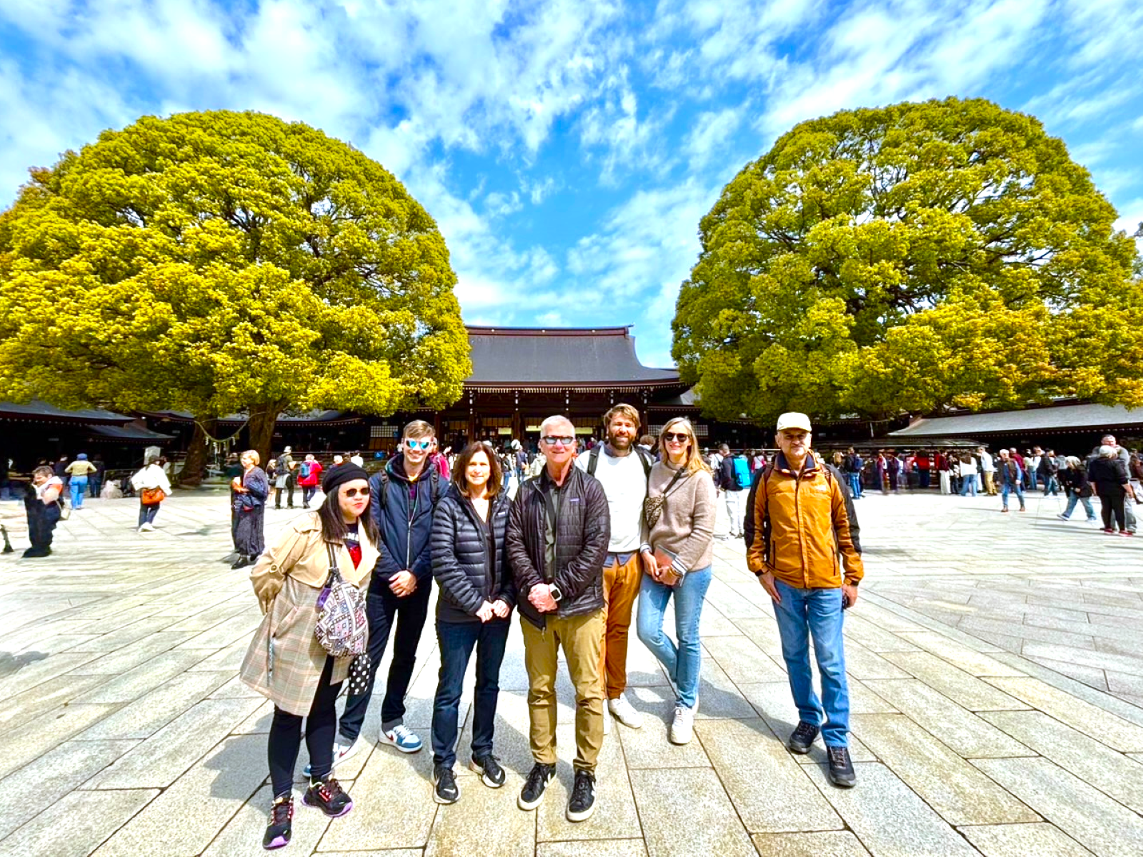 Tokyo Full Course Tour: Explore 10 Must-See Sights and Hidden Gems