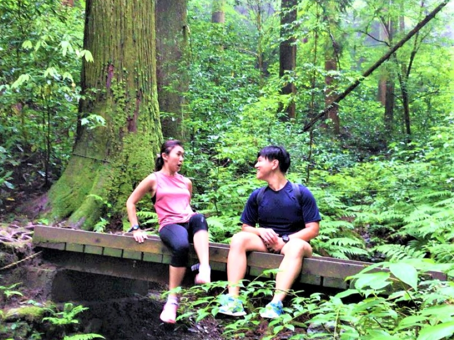 Tokyoites' holiday experience. Hiking & Onsen & Eating Local Food!
